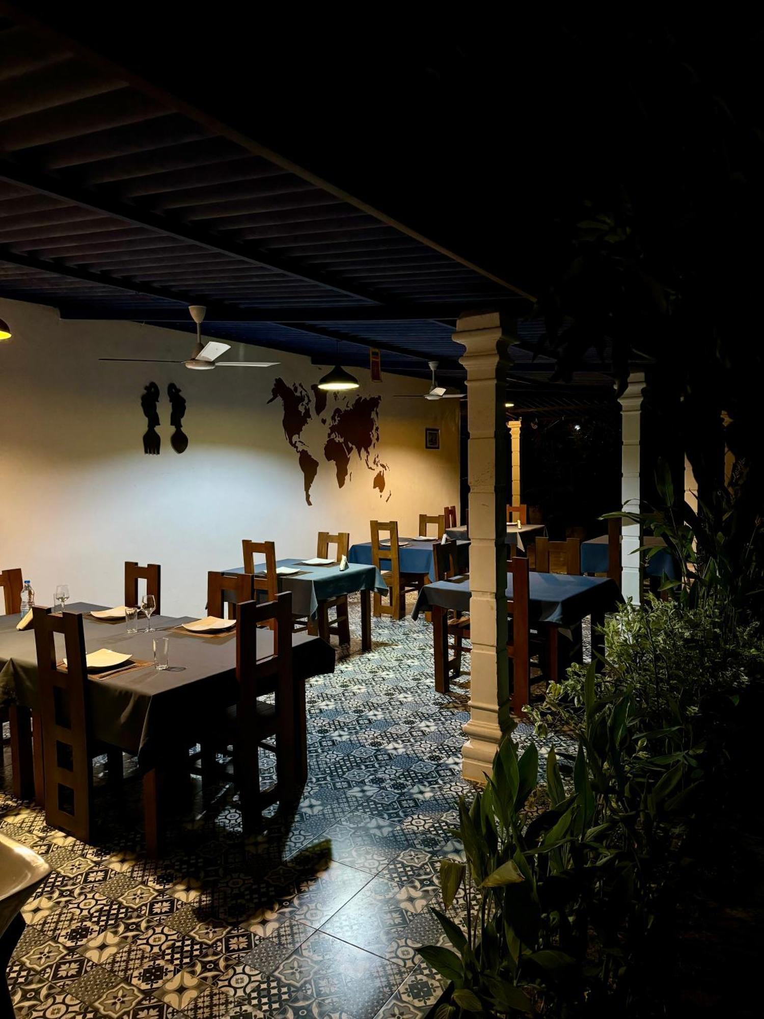 Sapphire Garden Hotel Habarana Exterior foto